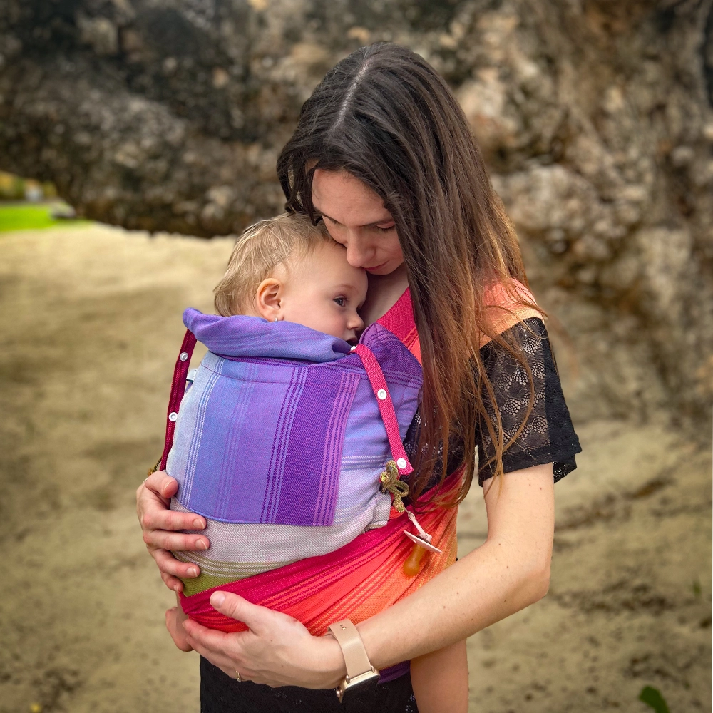 Versatile Mei Tai Baby Carrier for Newborns and Toddlers