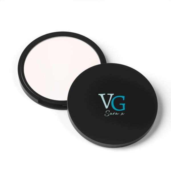 Hydrating Cream Highlighter – Vegan Glow for Radiant Skin ✨ Glow naturally with VG Sara X’s Hydrating Cream Highlighter—a luminous, buildable glow enhancer designed for effortless application and ethical beauty. Whether you’re highlighting for a casual day out or a full glam moment, this clean, vegan formula is your new go-to for skincare-inspired radiance. 🌿 Ethically Formulated for Conscious Glow-Getters At VG Sara X, beauty starts with integrity. That’s why our Hydrating Cream Highlighter is proudly cruelty-free, vegan, and paraben-free—crafted with skin-loving ingredients and zero compromises. No animal testing. No harsh chemicals. Just pure, luminous goodness in a compact form. Made in Canada, our formula embraces a cleaner, greener beauty philosophy that supports both your skin and the planet 🌎. 💧 Buildable Sheen for Every Skin Tone This cream highlighter glides on like silk, offering a natural dewy finish that flatters every skin tone. Whether you're warm, cool, deep, or fair, this highlighter melts into your complexion for a customized glow. From subtle daytime shimmer to bold evening brilliance, it’s perfect for layering and enhancing your features—without ever feeling heavy or cakey. Use it with a brush, sponge, or your fingertips to highlight: The brow bone for an eye-lifting effect The bridge of the nose for a sleek profile The Cupid’s bow for a fuller pout The inner corners of your eyes for an awake, refreshed look Glow your way. Build it up or keep it sheer—either way, it’s flawless 💫. 🧴 Skin-Loving Hydration in Every Swipe What sets our Hydrating Cream Highlighter apart is its creamy, hydrating formula that nourishes your skin while delivering that coveted glow. Ideal for dry, oily, or combination skin types, it doesn’t just highlight—it hydrates, softens, and revitalizes. Infused with skin-conditioning agents, this multitasking beauty balm supports your skin barrier while delivering a luminous bath of light to your high points. It’s the perfect mix of makeup and skincare, working as a radiant topcoat for your complexion. With regular use, it enhances your skin's natural luminosity while smoothing texture and improving overall radiance. You’ll notice a healthier-looking glow that lasts all day—no touch-ups needed. 🧼 The Beauty of Compact Power With a net weight of 10g (0.35oz), this compact yet powerful product easily fits into your purse, travel bag, or makeup kit. It’s beauty on the go—no need for touch-up tools or bulky cases. Just swipe and glow wherever you are, from gym locker rooms to beachside getaways. ✅ Why You’ll Love It: 💧 Hydrating, non-drying cream formula 🐰 100% cruelty-free & vegan ✨ Buildable glow for every skin tone 🌿 Paraben-free & made with clean ingredients 🌎 Made in Canada with sustainable beauty standards 💼 Travel-friendly and mess-free packaging 🌟 Add It to Your Beauty & Bath Ritual While it’s a staple in your makeup routine, this cream highlighter also complements your bath and body care rituals. Use after cleansing and moisturizing to lock in hydration and illuminate freshly pampered skin. Think of it as the finishing glow to your skincare story—especially after a warm, relaxing bath 🛁. Its creamy texture blends seamlessly over moisturized skin, making it a beautiful post-bath treat that adds a radiant, dewy finish to your natural complexion. 🎁 Perfect for Gifting or Self-Care Kits Whether you're curating a self-care basket, a makeup starter kit, or looking for the perfect vegan beauty gift, VG Sara X’s Hydrating Cream Highlighter is a standout. With luxe performance and ethical ingredients, it’s a gift that delivers beauty and values in one. Glow up the clean way—grab your Hydrating Cream Highlighter today and let your skin shine naturally. Available now on anadaplus.ca 💖