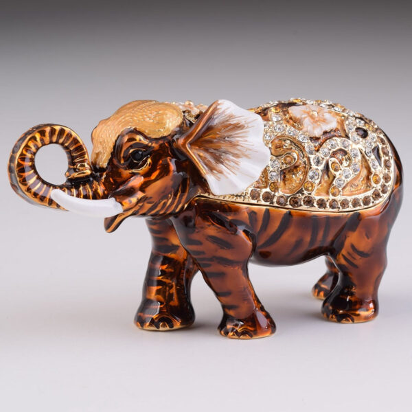 Brown Elephant | Keren Kopal