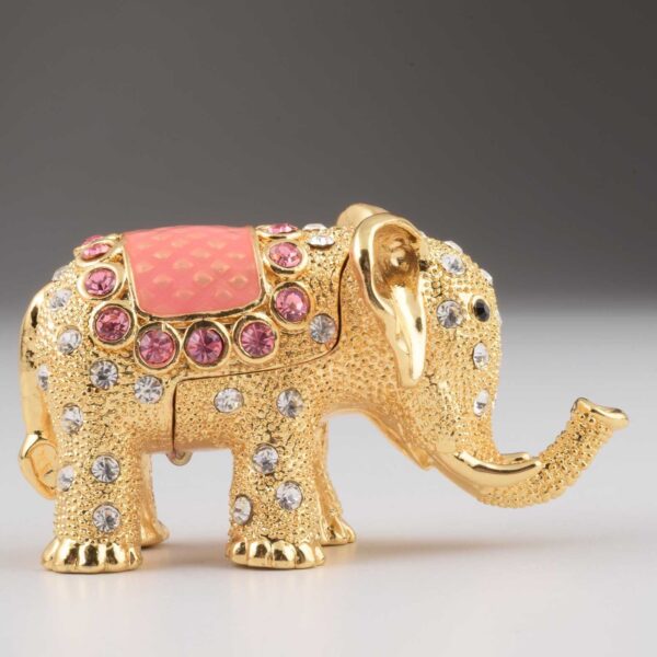 Golden Elephant | Keren Kopal