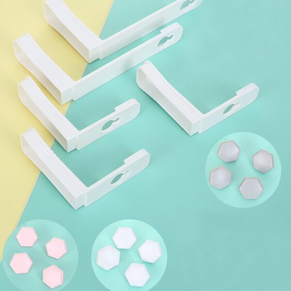 Sheet retaining clip sheet holder