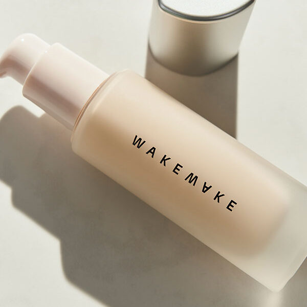 WAKEMAKE Water Velvet Vegan Foundation 30ml